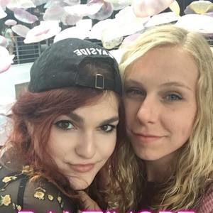 Meet your Posher, Michaela